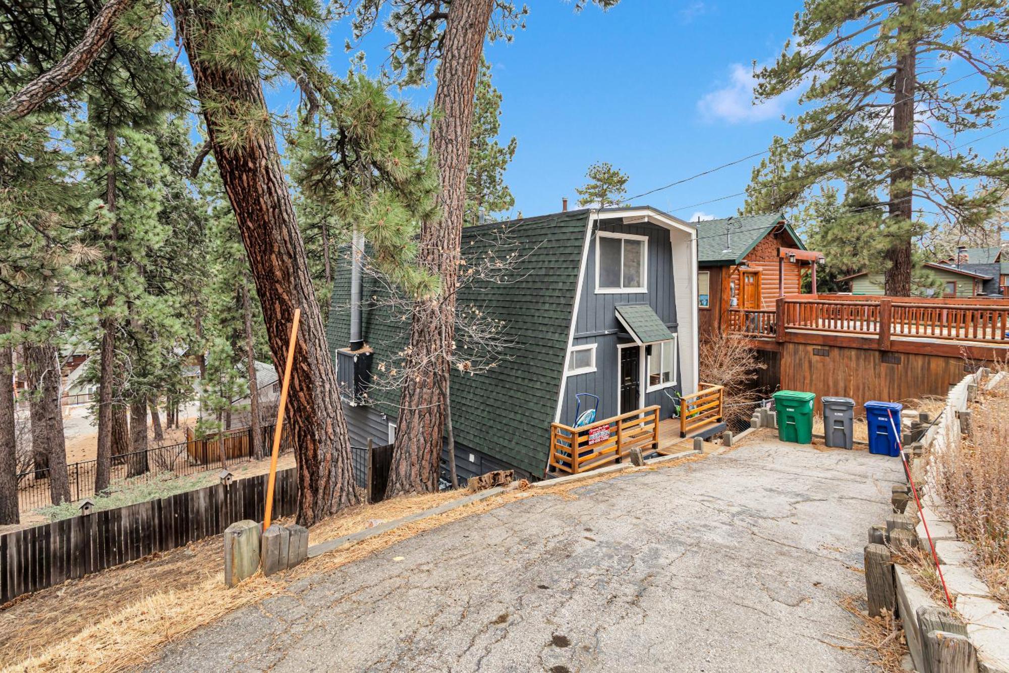 ביג בר לייק Cozy Crescent Tree Cabin Near Bear Mountain מראה חיצוני תמונה