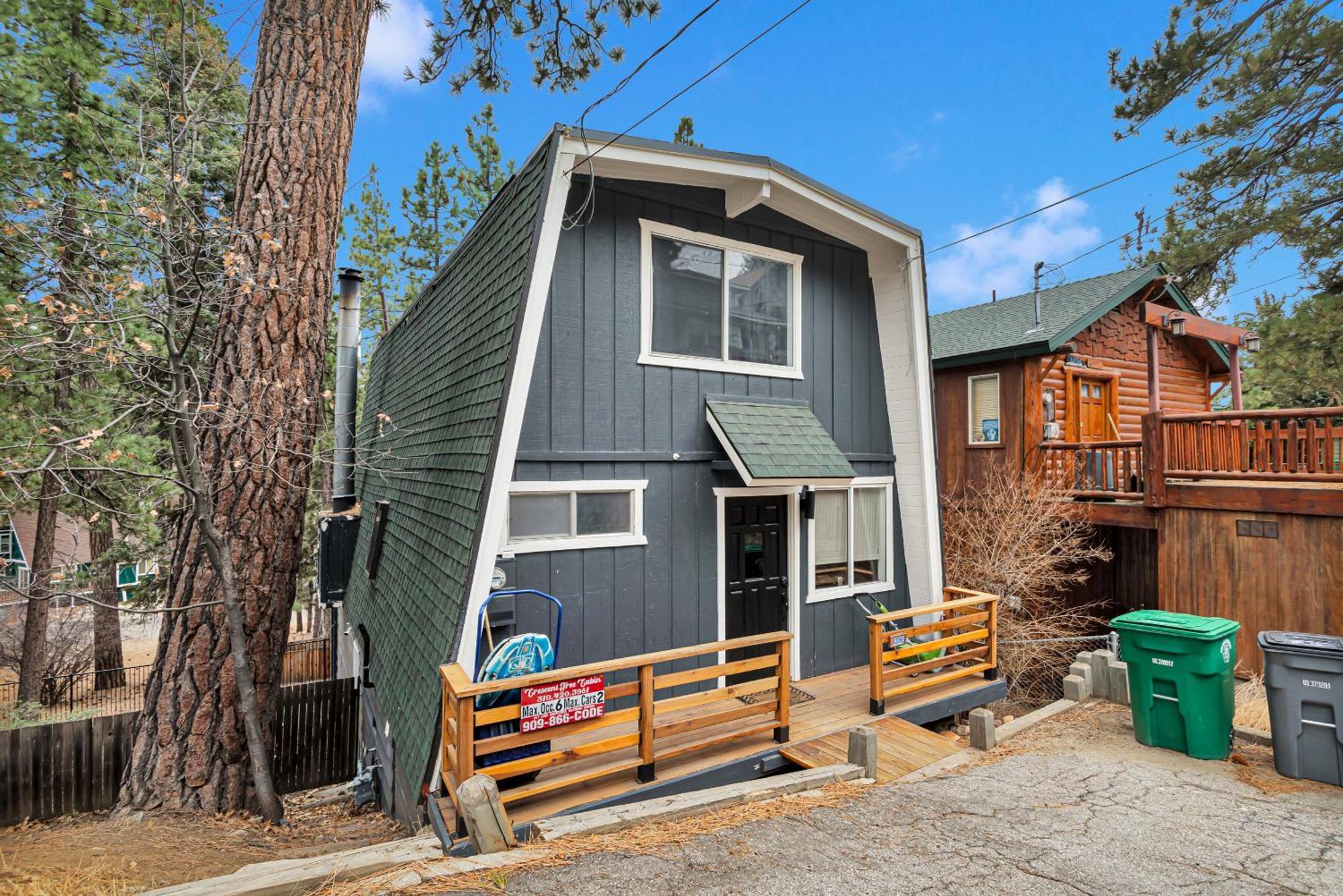 ביג בר לייק Cozy Crescent Tree Cabin Near Bear Mountain מראה חיצוני תמונה